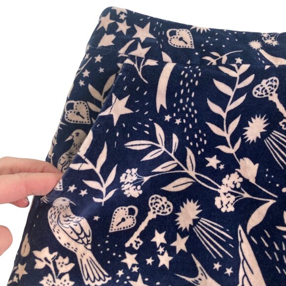 Boden Mimi Velvet Mini Skirt 6 Blue Bird Star Whimsical Print Holiday Festive - Picture 3 of 9